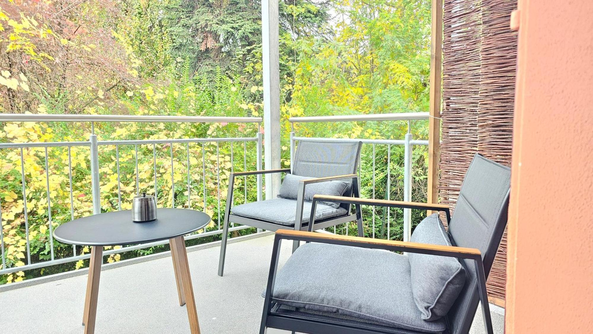 Design-Apartment II Boxspring I Nespresso I Balkon I Basel 10 Km I Tiefgarage Eimeldingen Buitenkant foto